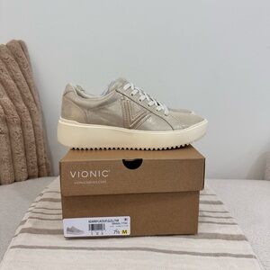 Vionic Women's Kearny Sneakers NIB